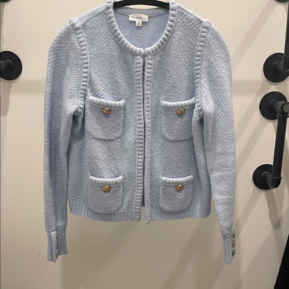 VGUC Light Blue Women's Sweater with Gold Accents size XS